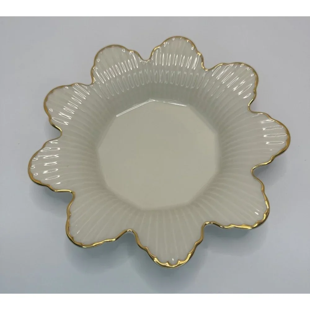 Vtg Lenox China Gold Leaf Meridian Coll Candy Dish Home Decor Gift Mom Granny - Picture 1 of 3